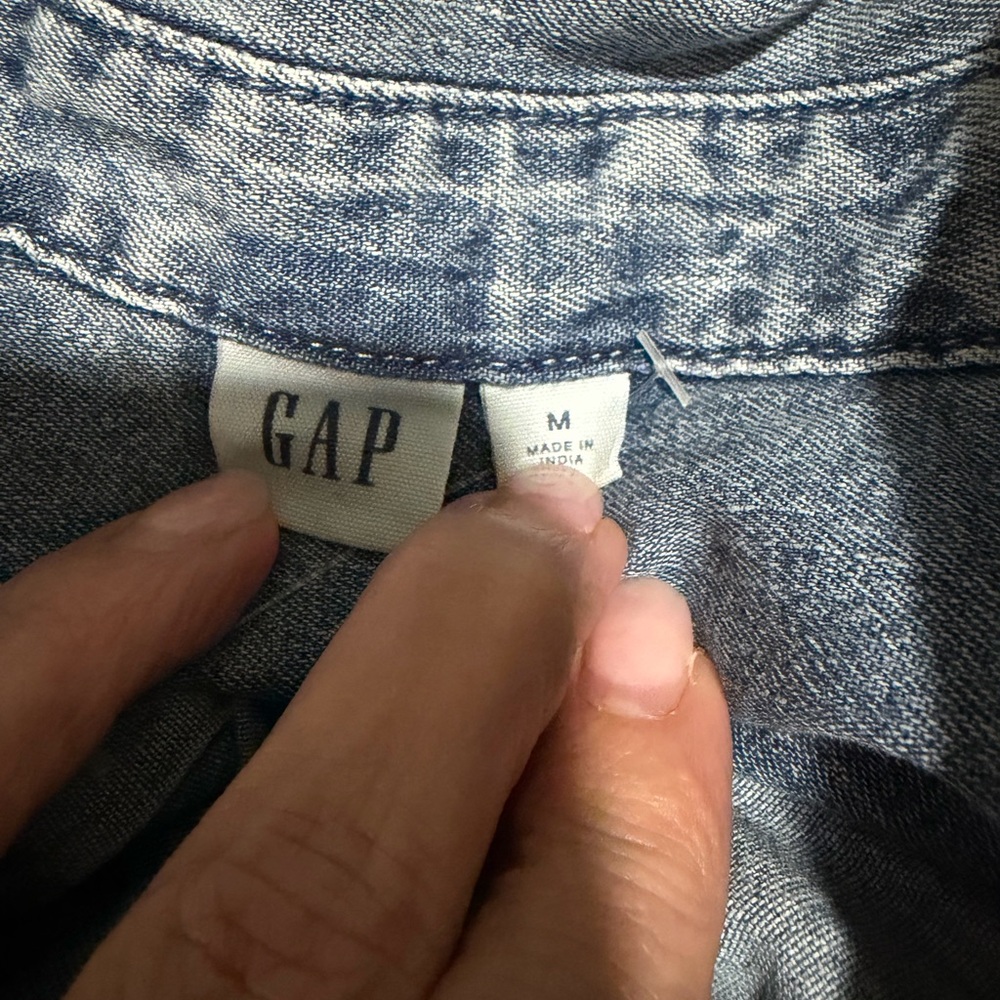 Cropped Blue Denim shirt - Picture 3 of 3